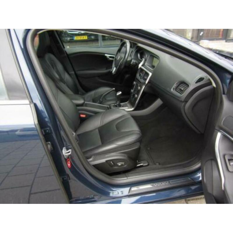 Volvo V40 2.0 D4 Ocean Race 190pk Xenon Leder Navi keyless H