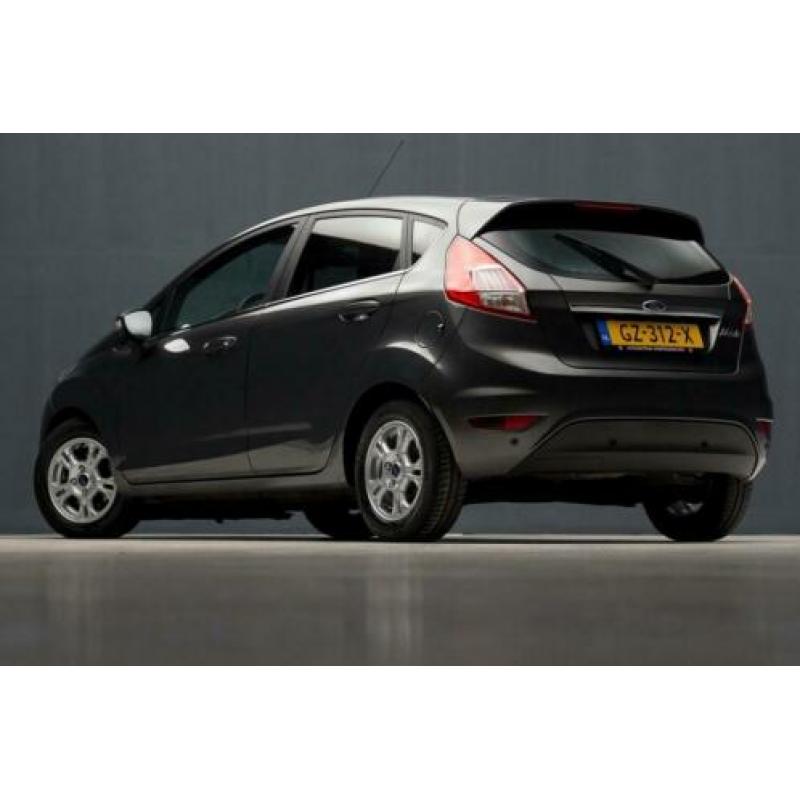 Ford Fiesta 1.5 TDCi Titanium Sport (NAVIGATIE, KEYLESS DEAL