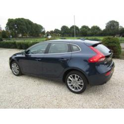 Volvo V40 2.0 D4 Ocean Race 190pk Xenon Leder Navi keyless H