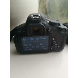 Nette Canon eos 700D te koop