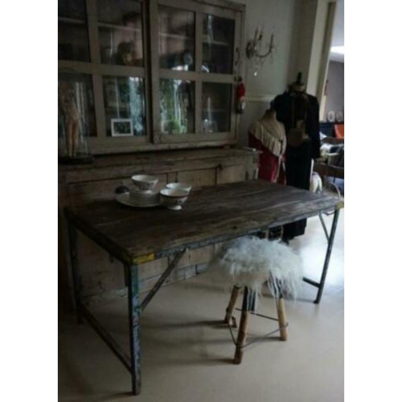 Schoolkaart,markttafel,luiken,kist,lijst,franse mand,kast,la