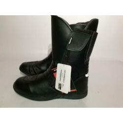 NIEUWE JHS Karrera S DZ mt 46 van € 139,95 voor € 119,95