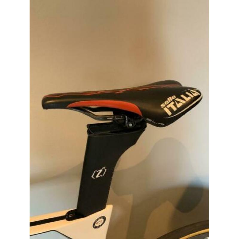 Isaac Muon aero 60 SL Campagnolo ESP tijdrit triathlonfiets
