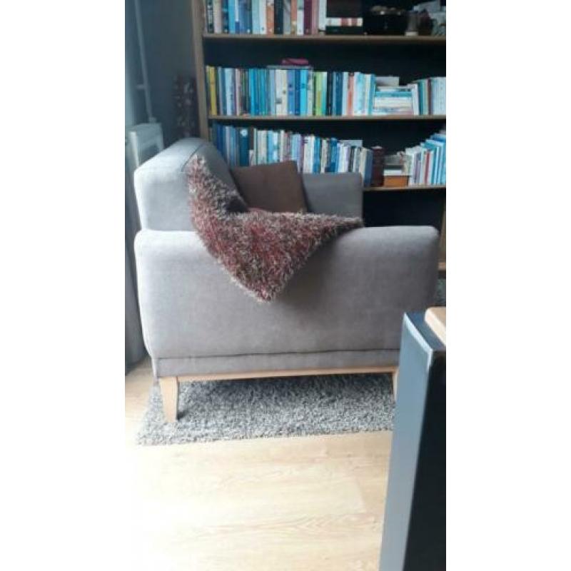 Mooie Loveseat
