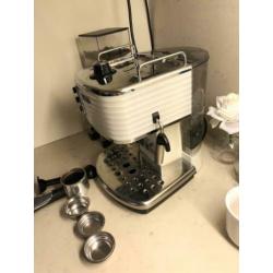 DeLonghi Koffie/Espresso Apparaat Scultura ECZ