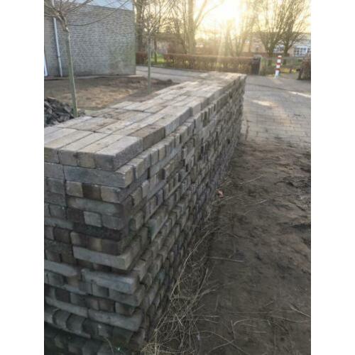 Inrit beton klinkers gratis af te halen 19m2
