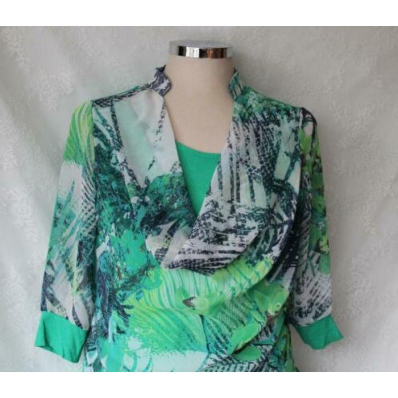 groene top maat 42 van MISS ETAM