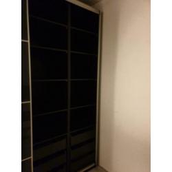 Kledingkast ikea pax zwart