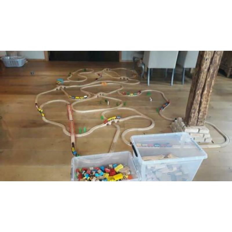 Houten trein rails / baan