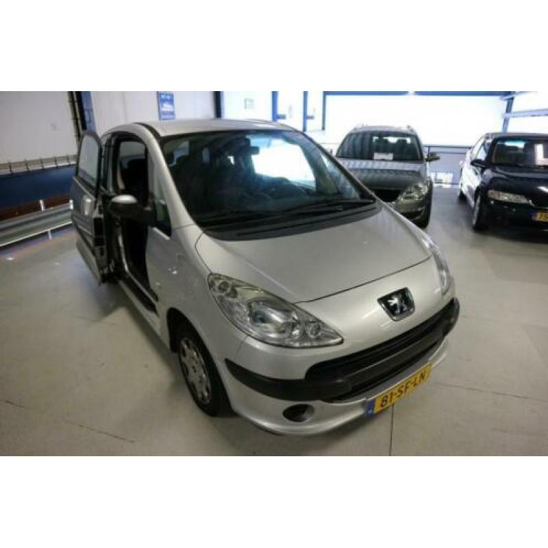 Peugeot 1007 1.4 Urban 55.000KM NAP AANTOONBAAR ! ! !