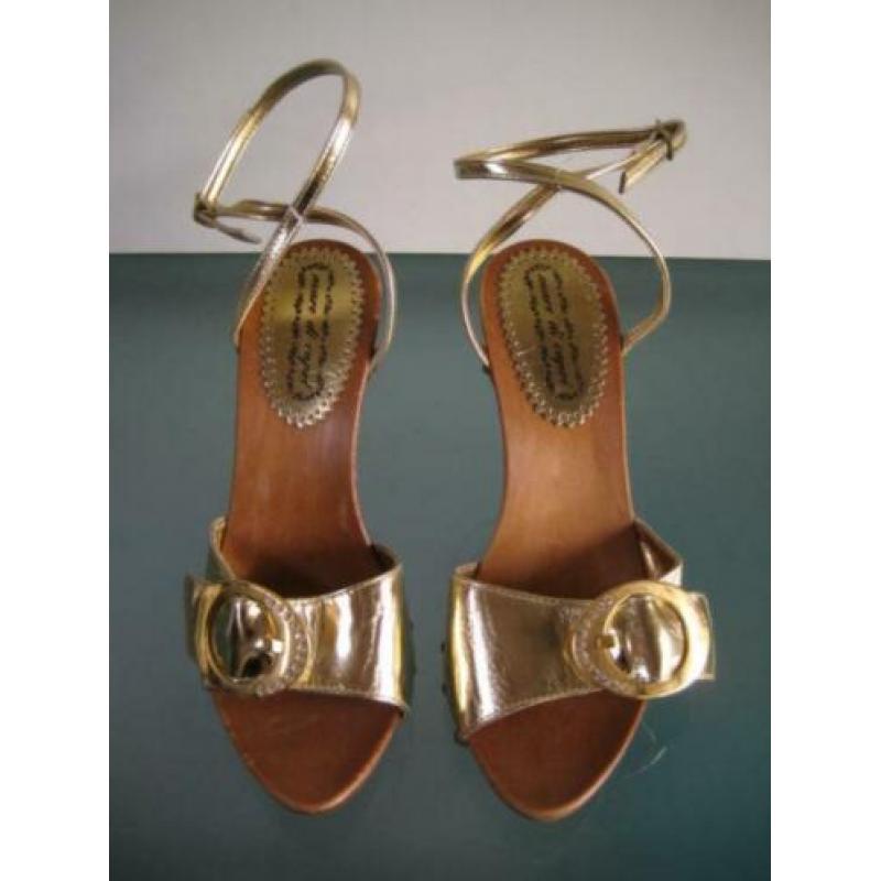 GRATIS VERZENDEN | SEXY gouden sandalen 40