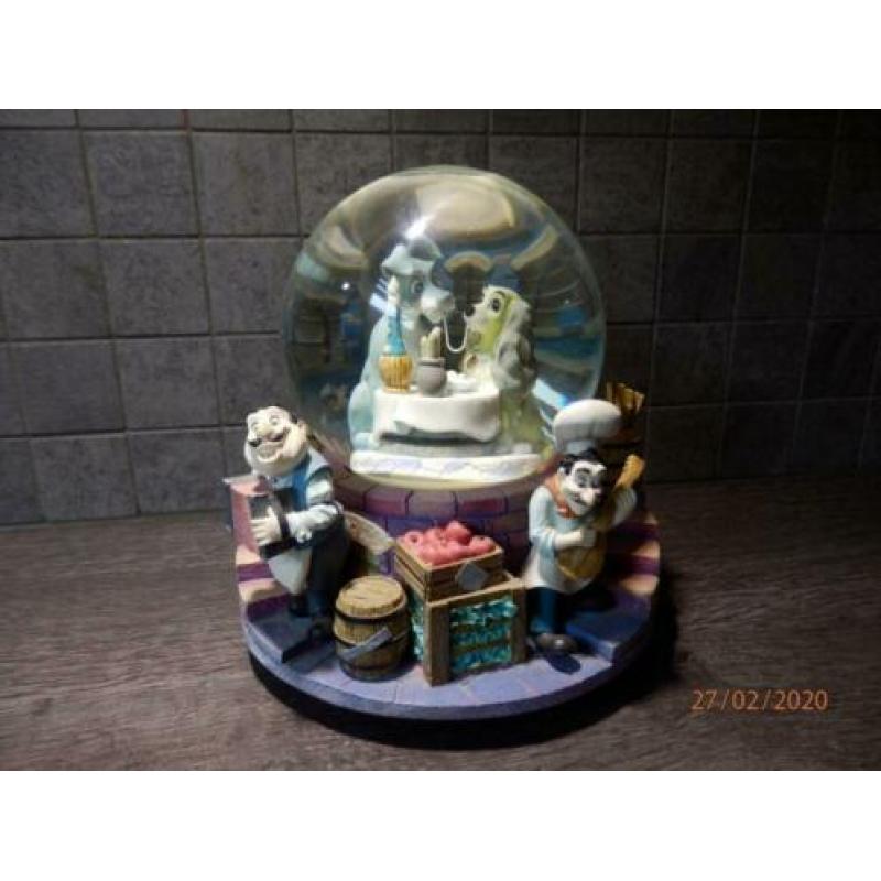 Snowglobe Lady and the Tramp