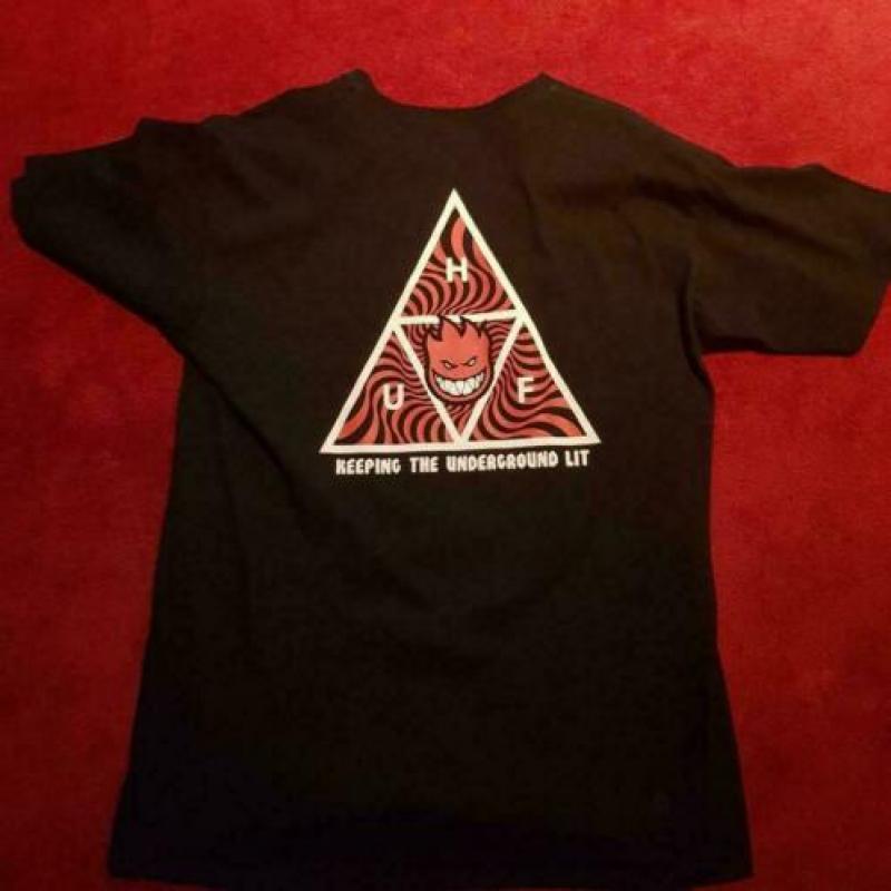 Huf x Spitfire T shirt maat: L Nieuw