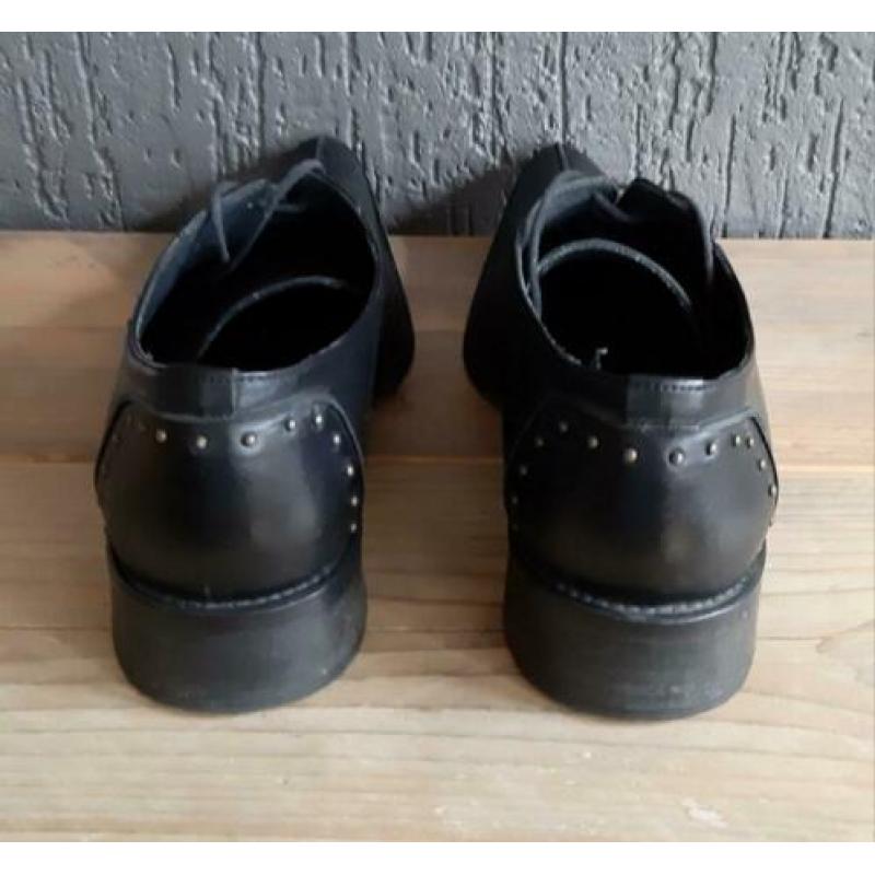 Nette/aparte leren Melik schoenen. Maat 43