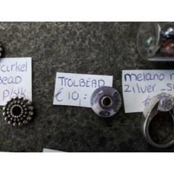 6 Zilveren Trolbead hanger +2 zilver ringen Tisento + Melano