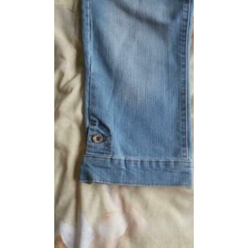 NIEUW Vetis basic jeans 3/4 model, maat S