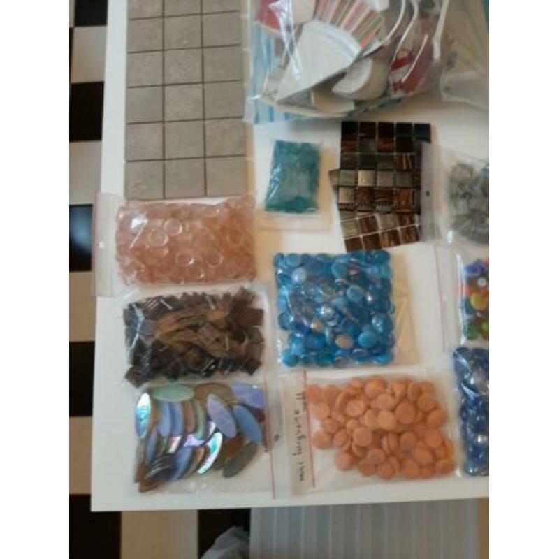 Restant mozaïek materialen