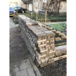 Inrit beton klinkers gratis af te halen 19m2