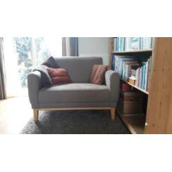 Mooie Loveseat
