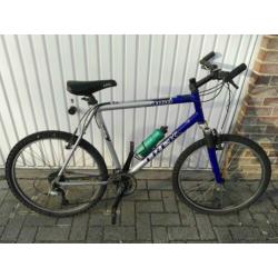 Heren fiets werkt prima aluminium frame echt TREK