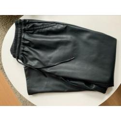 Nieuwe nep leren broek / jogger MS MODE -42