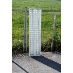 TL armaturen OSRAM 2x28W HF T5 30x120cm €27,50