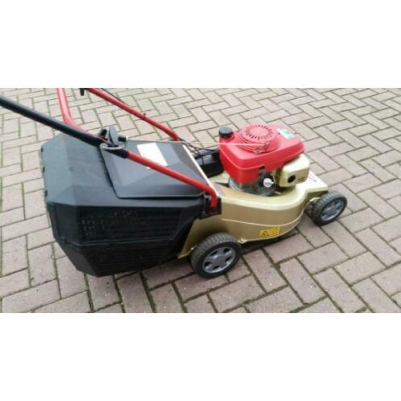 Gold grasmaaier Castel Garden, honda motor 1441