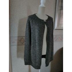 CAPE / VEST ( zonder mouwen )