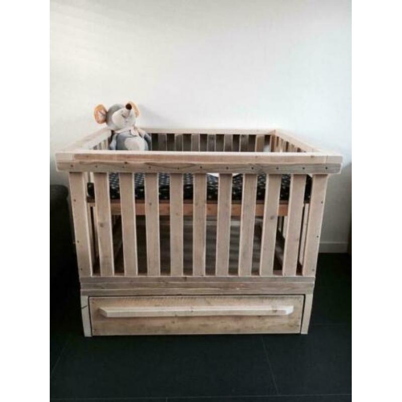 Twijfelaar bed