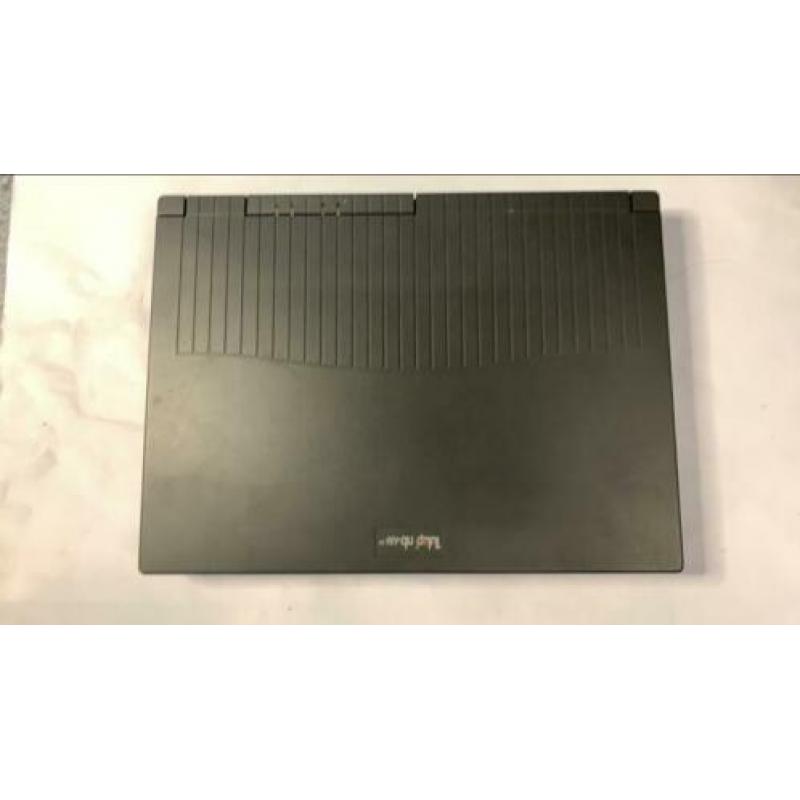 Tulip laptop nb 486SX serie no. QC 3259049A (30x22x4)