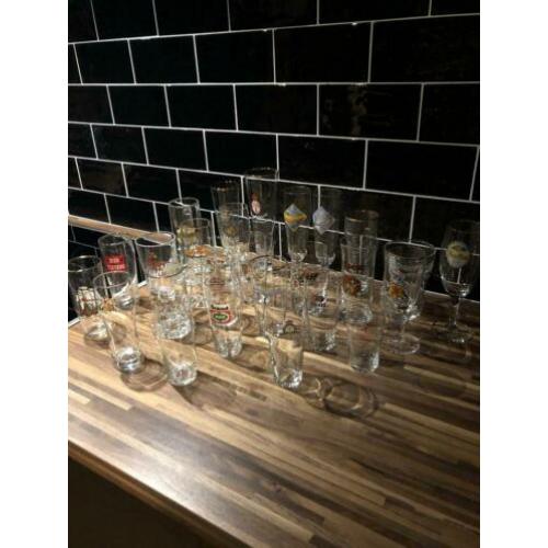 25 bierglazen