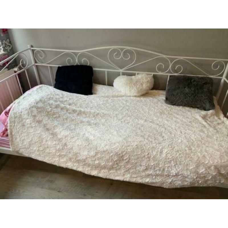 Bed Sofabed Bedbank 90x200 voor een meisje