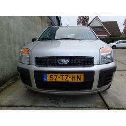 Ford Fusion 1.4-16V Champion airco, trekhaak
