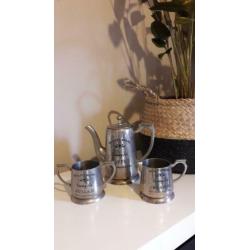 Tinnen koffie-set met tekst
