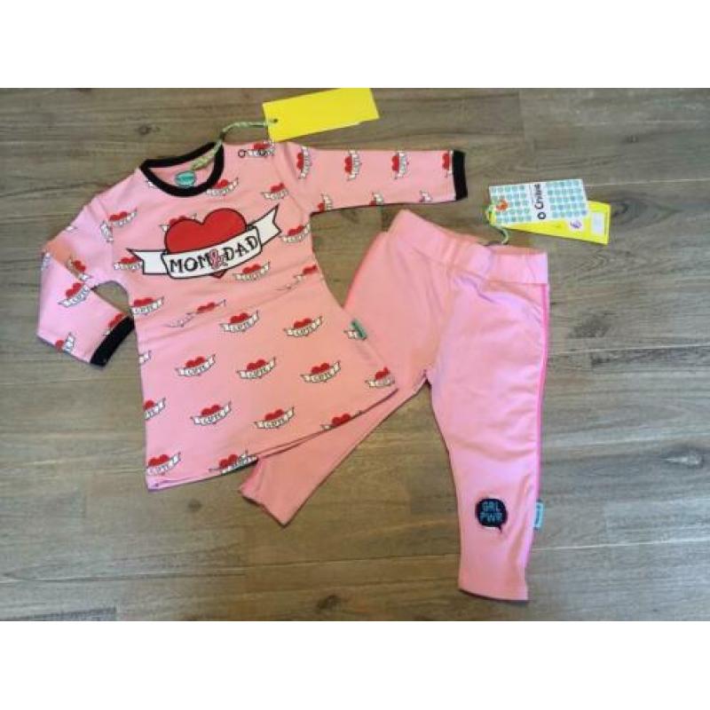 Nieuw setje O’Chillie jurkje en legging roze hartjes 80
