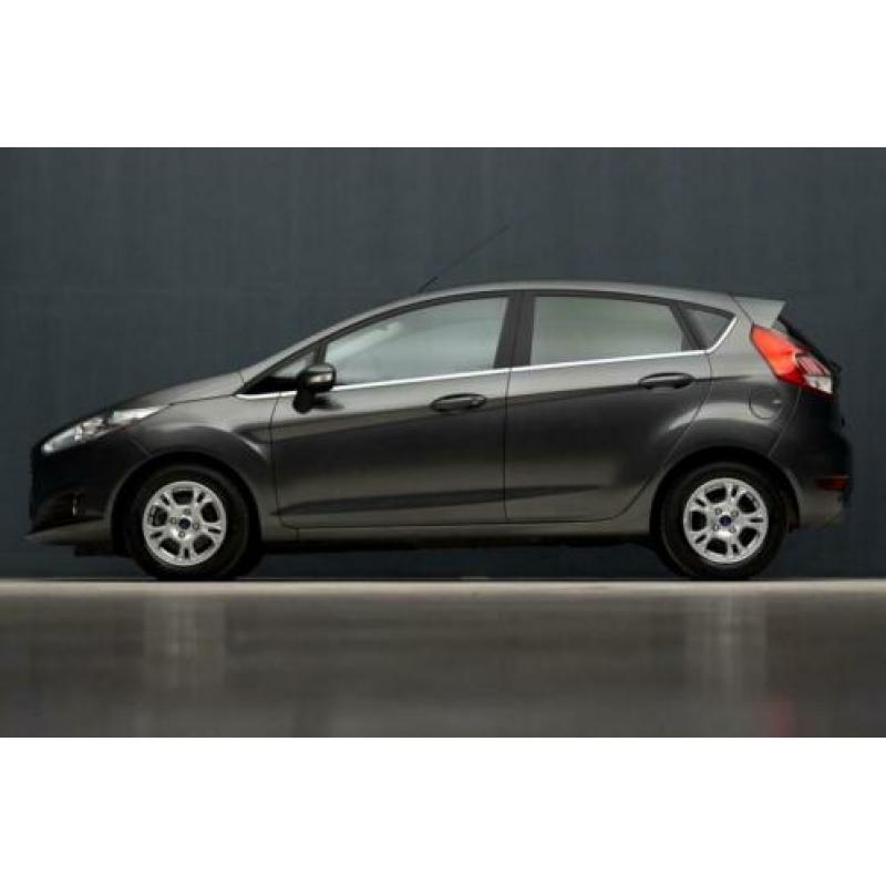 Ford Fiesta 1.5 TDCi Titanium Sport (NAVIGATIE, KEYLESS DEAL