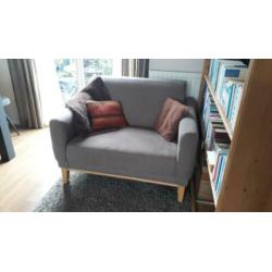 Mooie Loveseat