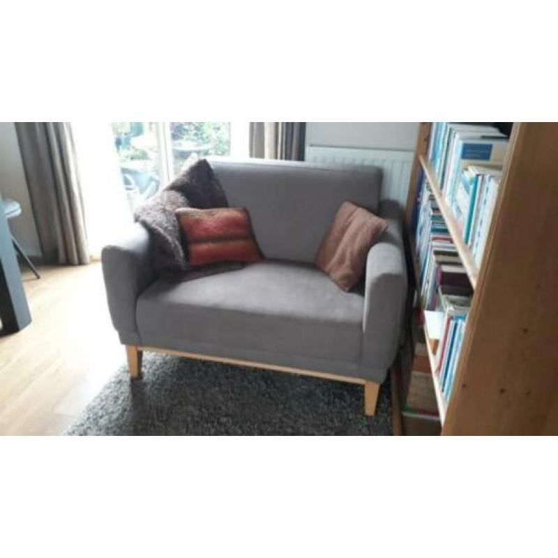Mooie Loveseat