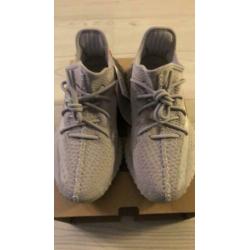 Yeezy boost 350 V2 maat 40