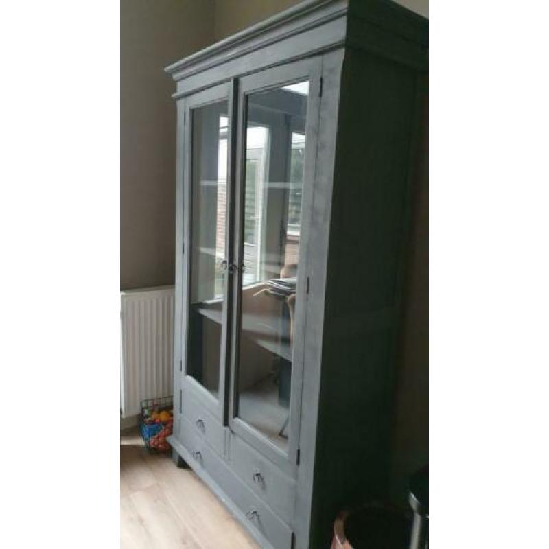 Bufferkast vitrinekast hout