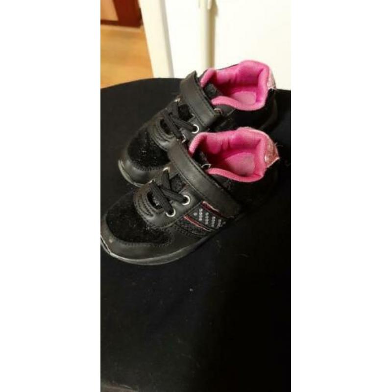 Kinderschoenen maat 24
