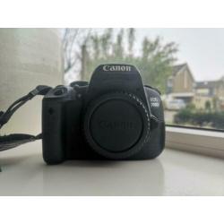 Nette Canon eos 700D te koop