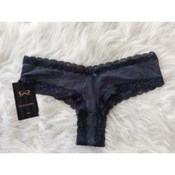 Donkerblauwe slip met glitters van Hunkemoller maat S