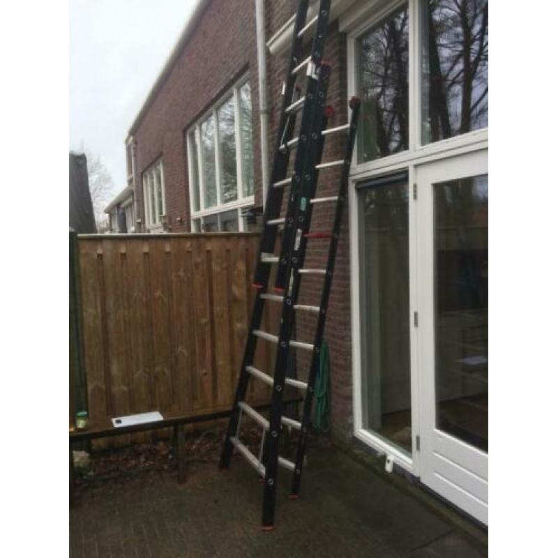 Driedelige Altrex ladder te koop