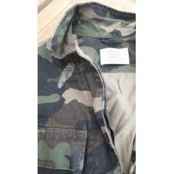 Jasje mt xs van bershka