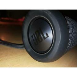Jbl flip essential