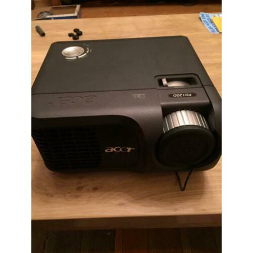 Acer pd120d beamer zgan zwart