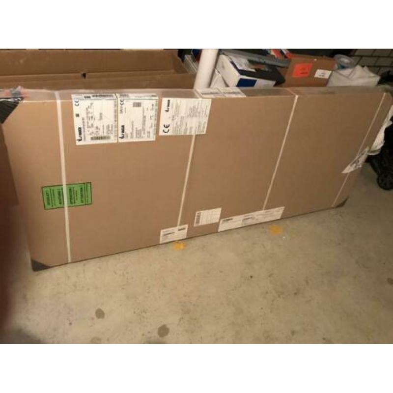 Designradiator Vasco Niva N2L1 720mm x 1820mm 2237 Watt