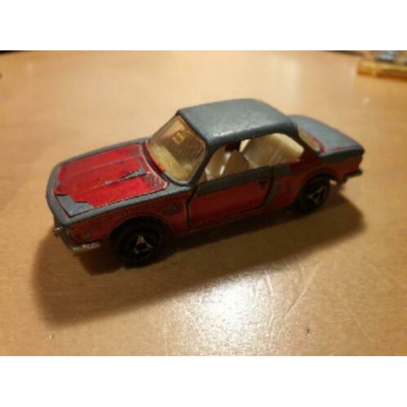 bmw 3.0 csi majorette 2 stuks