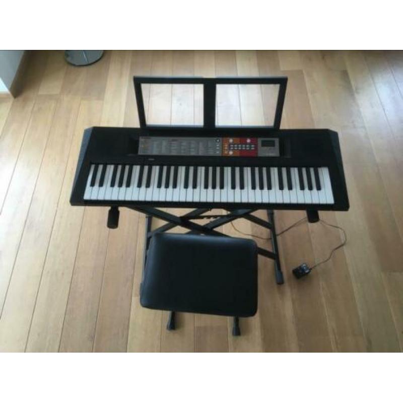 Keyboard Yamaha met toebehoren